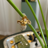 Vintage Oscar De La Renta Strawberry Pearl Clip On Earrings