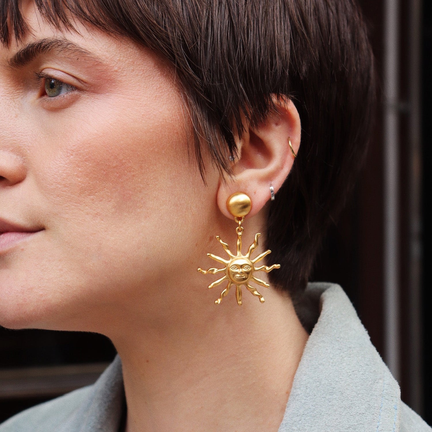 Vintage Goldtone Sun Face Drop Earrings