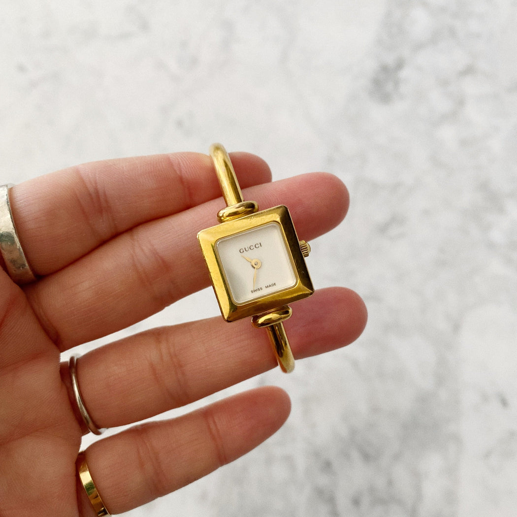 Small face gucci watch Clearance